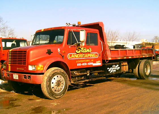 Truck/IHRed1.JPG